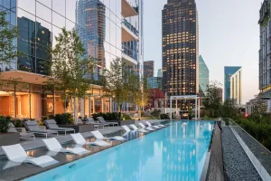 Dallas, TX 75201