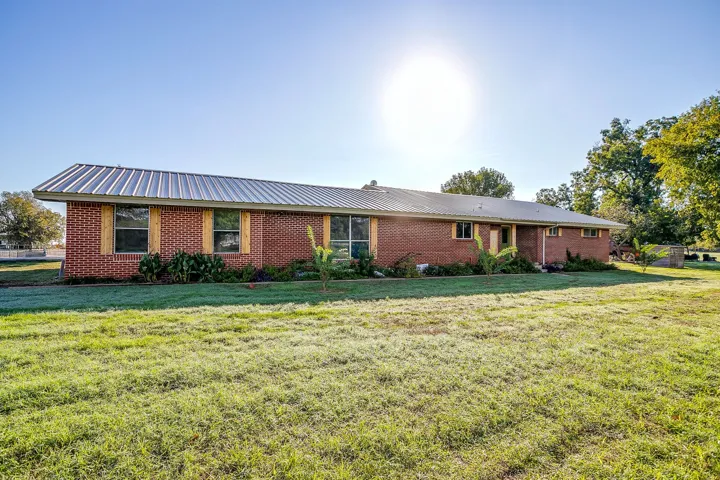 Glen Rose, TX 76043