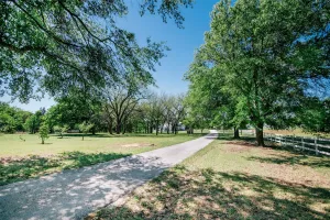 Aubrey, TX 76227