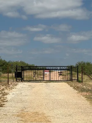 Robert Lee, TX 76945