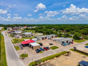 Kaufman, TX 75142