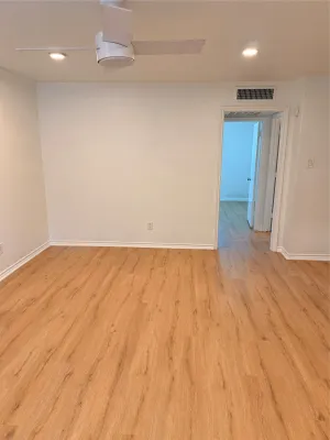 Dallas, TX 75209