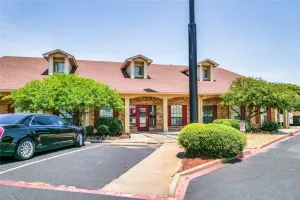 Bedford, TX 76021