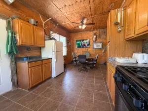 Voss, TX 76888