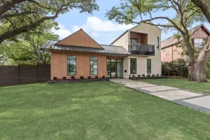Dallas, TX 75220