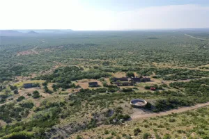 Robert Lee, TX 76945
