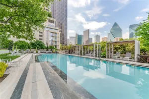 Dallas, TX 75201