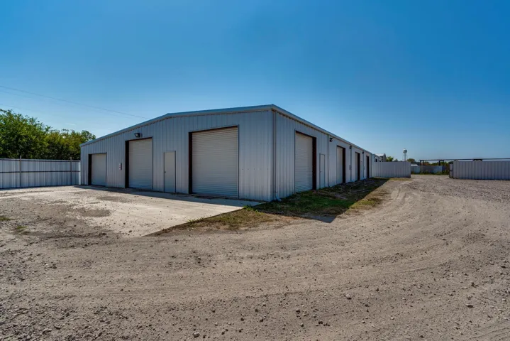 Waxahachie, TX 75165