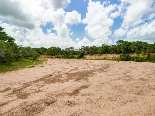 Eagle Lake, TX 77434