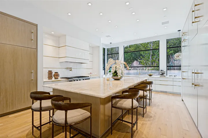 Highland Park, TX 75205