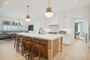 Highland Park, TX 75209