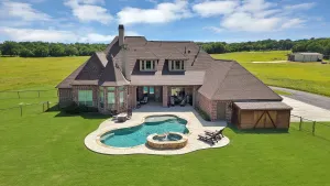 Van Alstyne, TX 75495