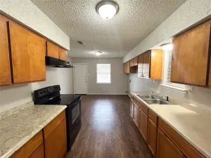 Ennis, TX 75119