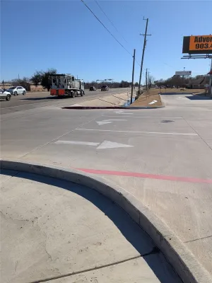 Bonham, TX 75418