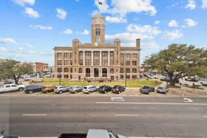 Cleburne, TX 76031