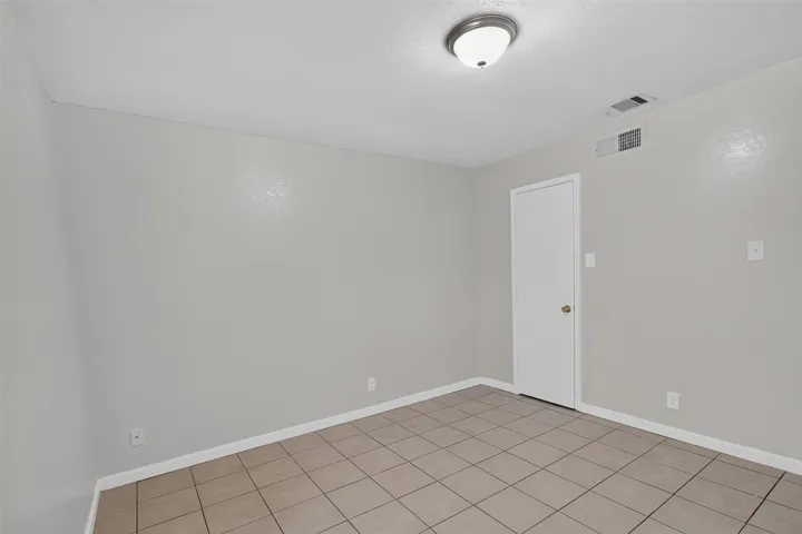 Arlington, TX 76012