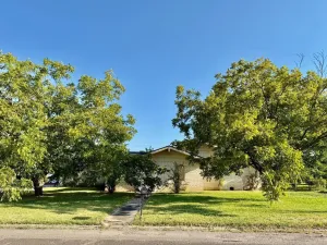 Clarksville, TX 75426