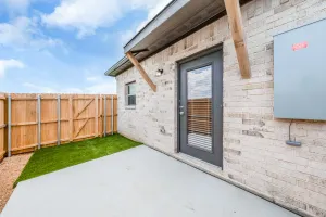 Greenville, TX 75402