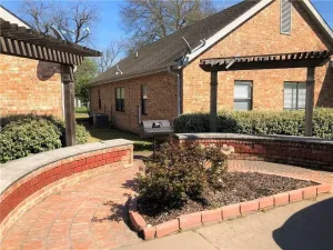 Kaufman, TX 75142
