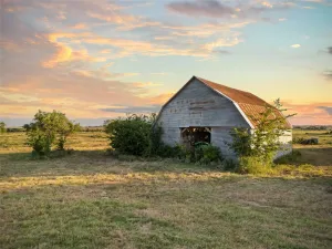 Clifton, TX 76634
