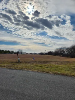 Tioga, TX 76271