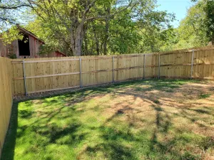 Bonham, TX 75418