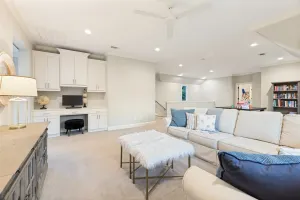 Dallas, TX 75229