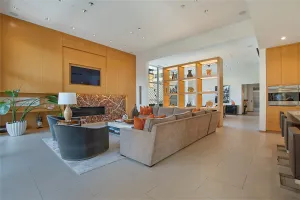 Dallas, TX 75219