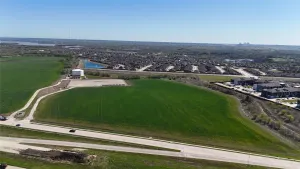 Grand Prairie, TX 76065