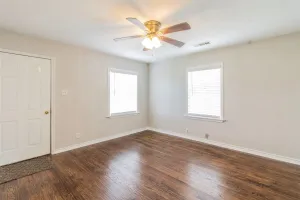 River Oaks, TX 76114