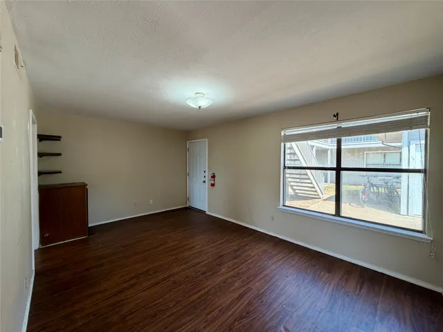 Denton, TX 76201