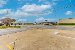 Terrell, TX 75160