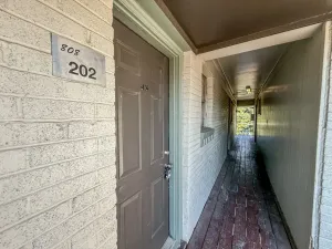 Dallas, TX 75203