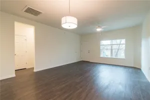 Dallas, TX 75228