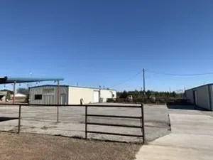 Trenton, TX 75490