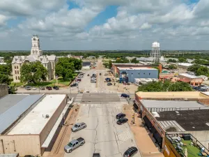 Hillsboro, TX 76645