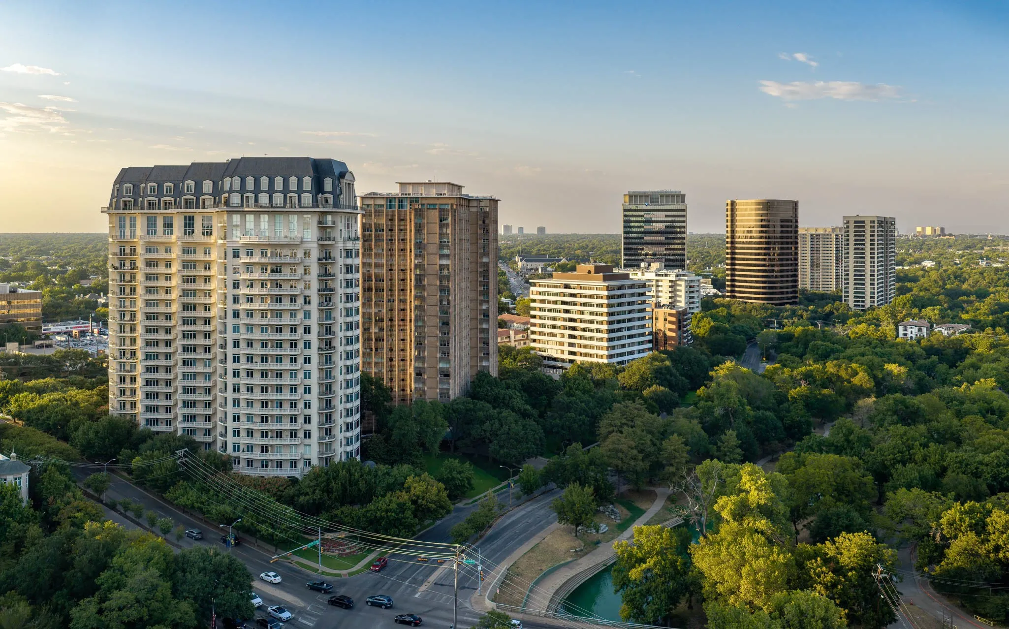 Dallas, TX 75219