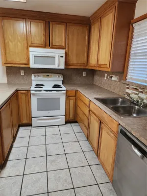 Denison, TX 75020