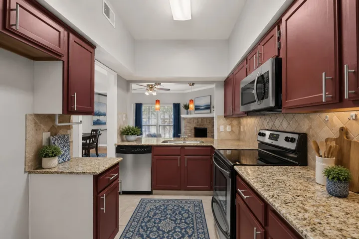 Carrollton, TX 75006