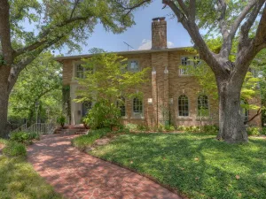 Fort Worth, TX 76109