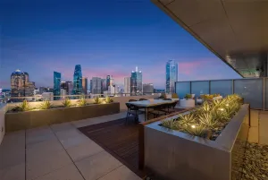 Dallas, TX 75219