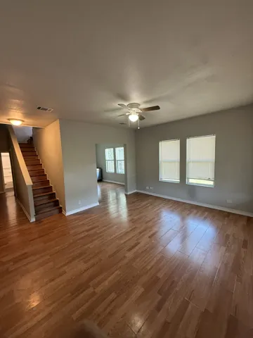 Fort Worth, TX 76104