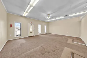 Quinlan, TX 75474