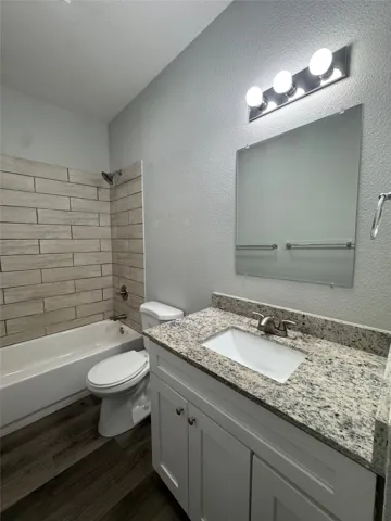 Fort Worth, TX 76105