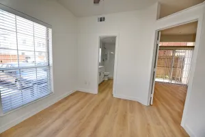 Dallas, TX 75209