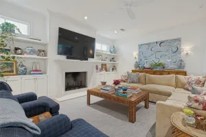 Highland Park, TX 75209
