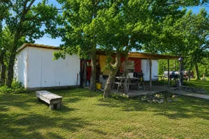 Bowie, TX 76230