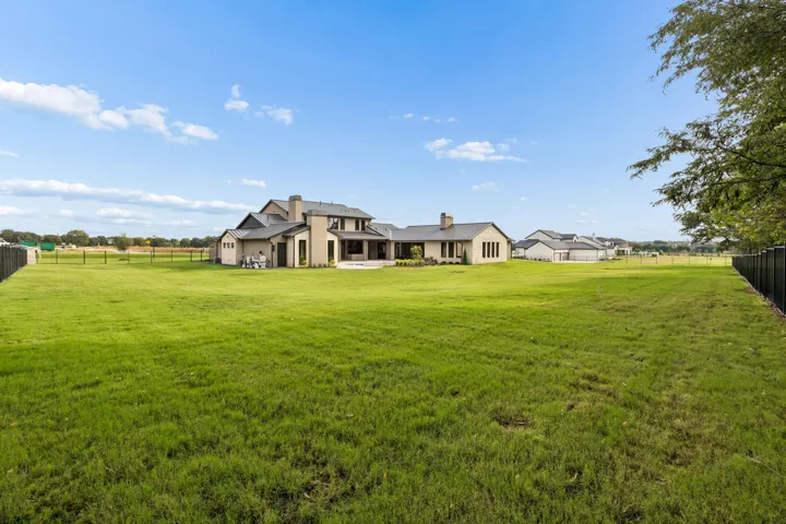 Bartonville, TX 76226