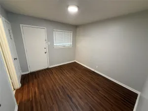 Arlington, TX 76010