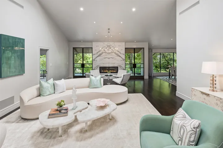 Westover Hills, TX 76107